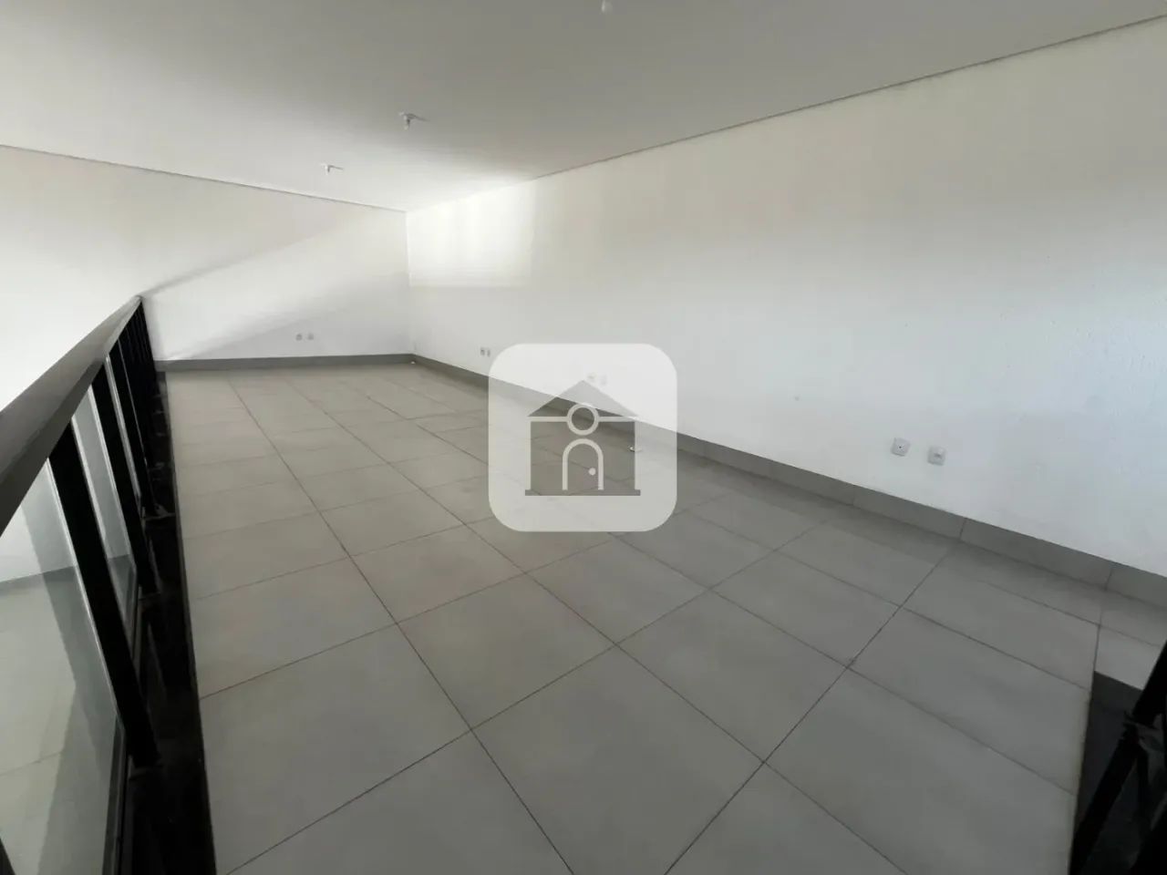 Galpão comercial para locação no bairro Laranjeiras - Foto 5