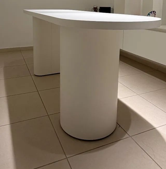 Mesa Orgânica em MDF Branco - Design Moderno e Sofisticado - Foto 2