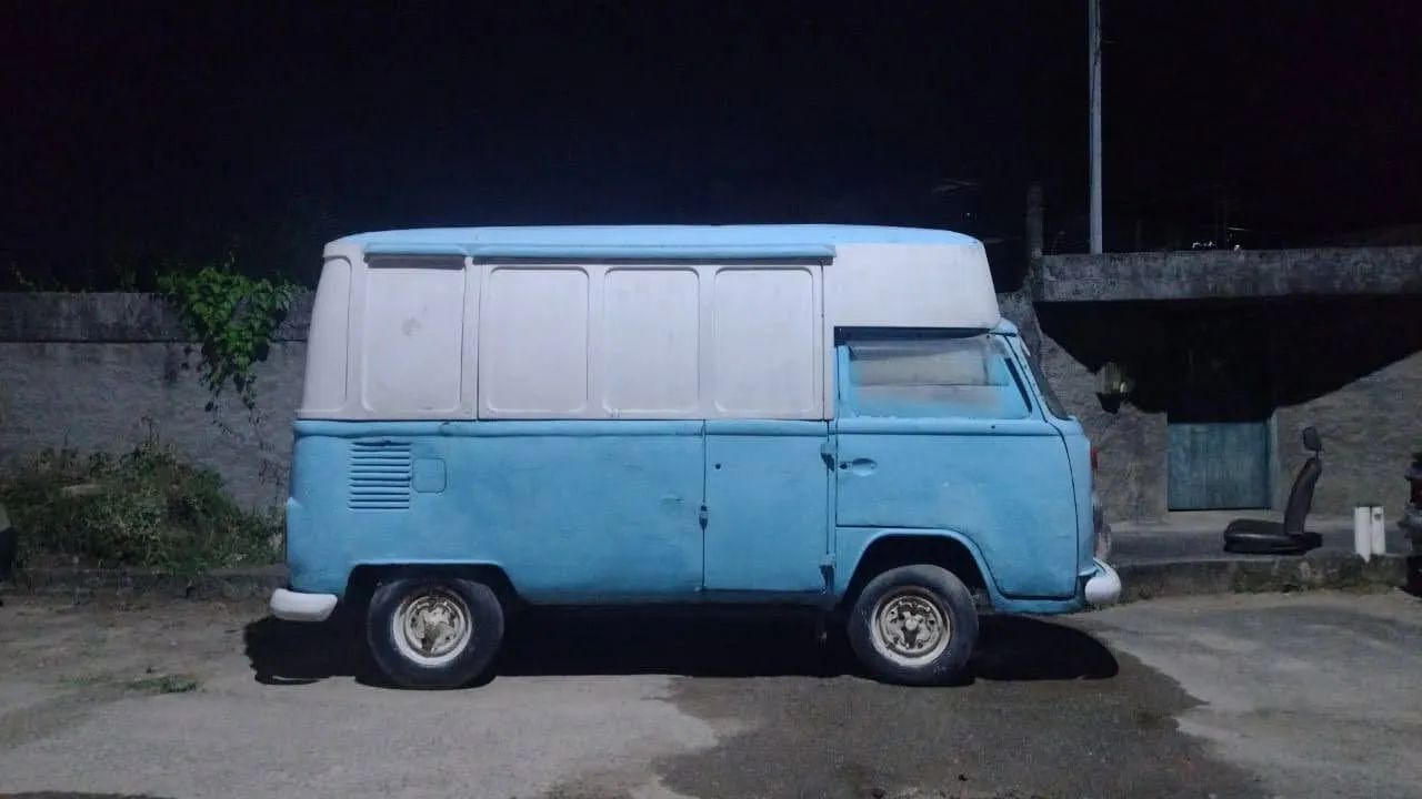 Volkswagen Kombi Furgão 1981