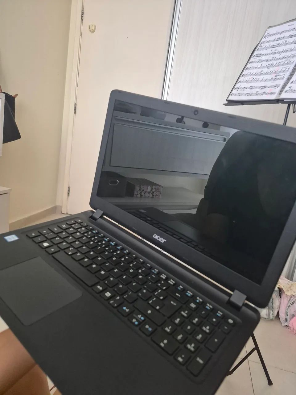 Notebook Acer Aspire ES1-572 