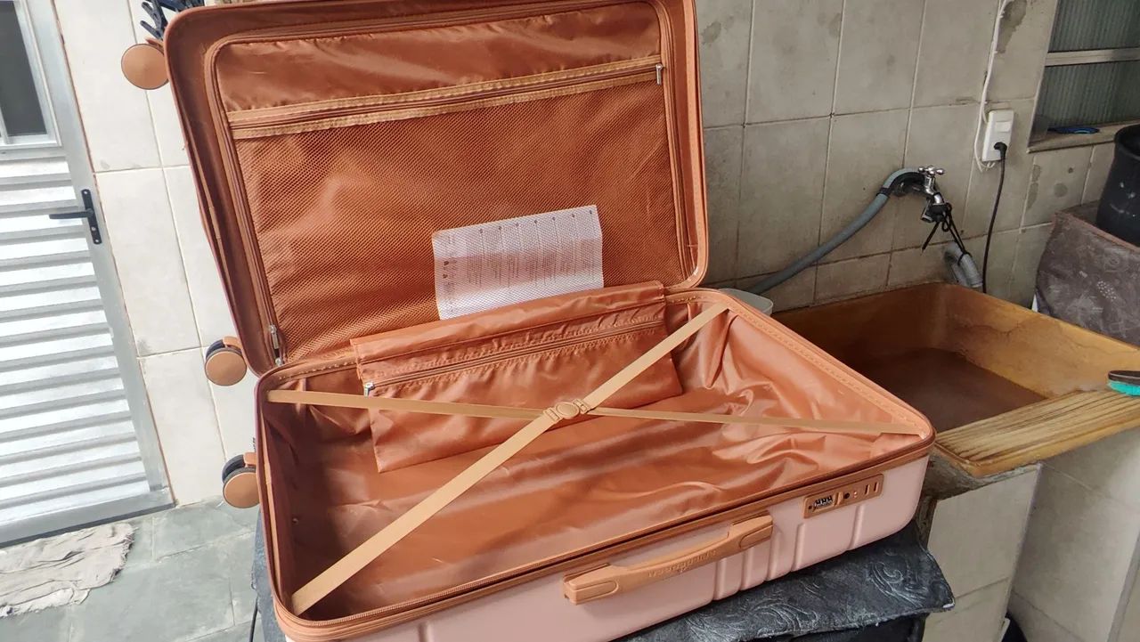 Mala de viagem Grande importada  - Foto 4