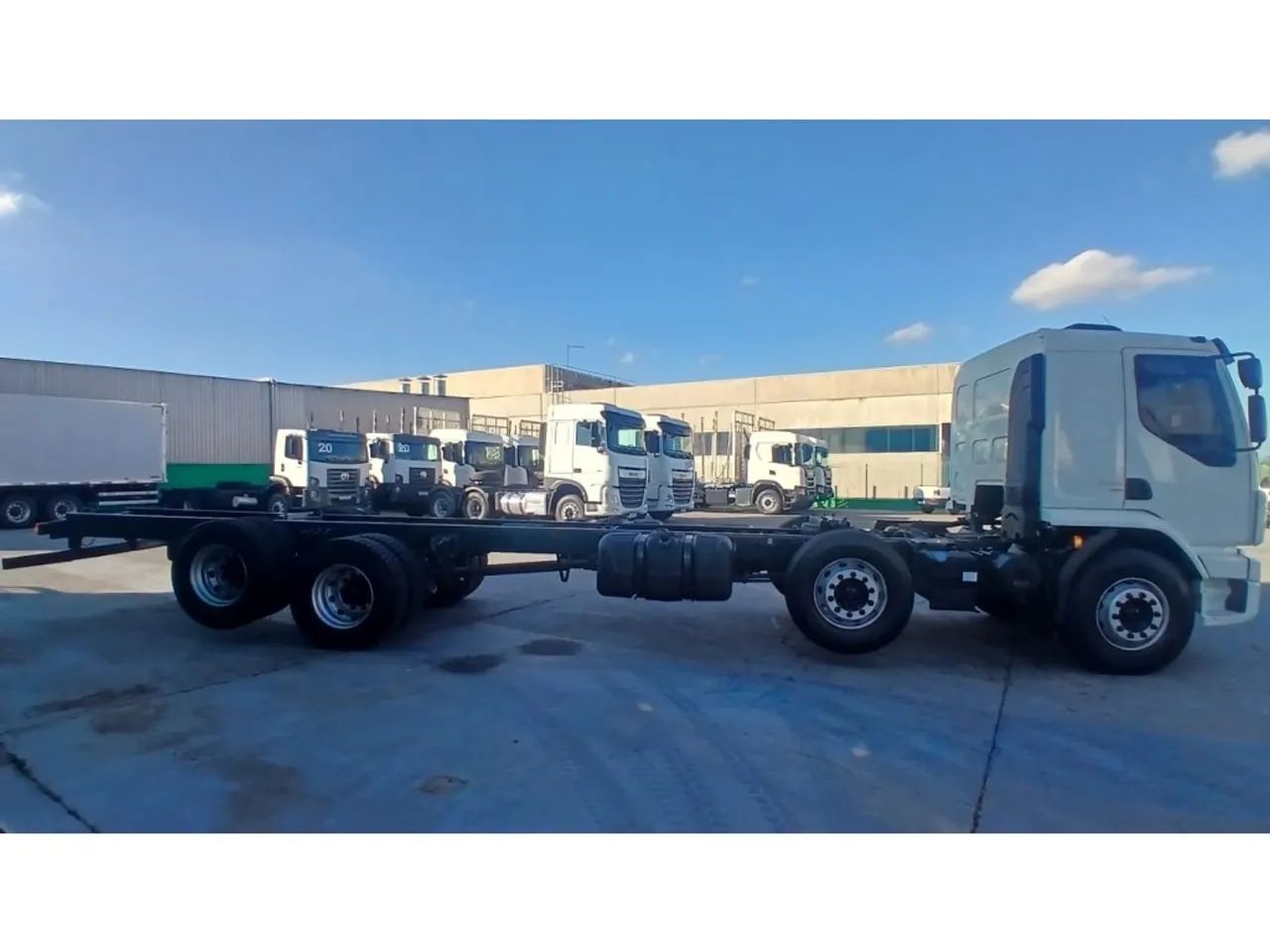 Volvo Vm 330 2021 - Foto 4