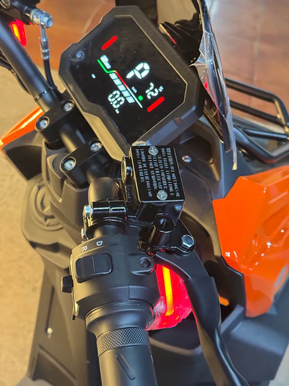 Scooter Tank 1000w Laranja  - Foto 3