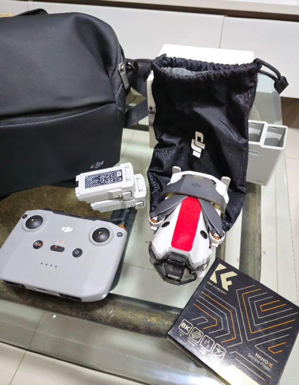 DJI Mini 4 Pro com 2 baterias originais e acessórios - Foto 2
