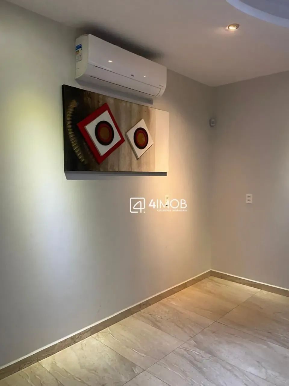 REFÚGIO MODERNO E COMPLETO EM PIRENÓPOLIS  BAIRRO SANTA LUZIA - Foto 3