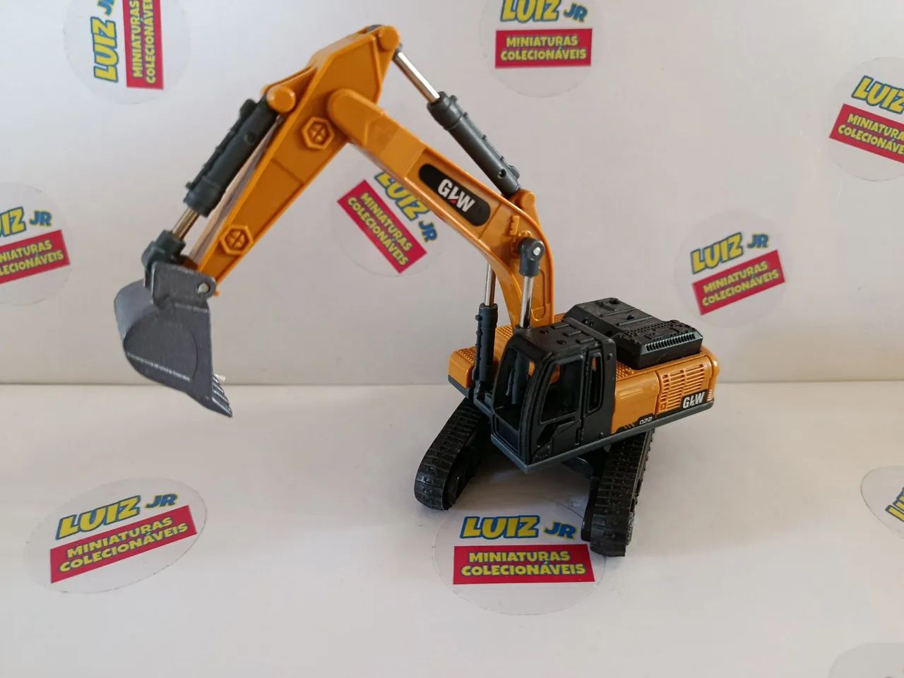 Miniatura Escavadeira - Construção  - Foto 4