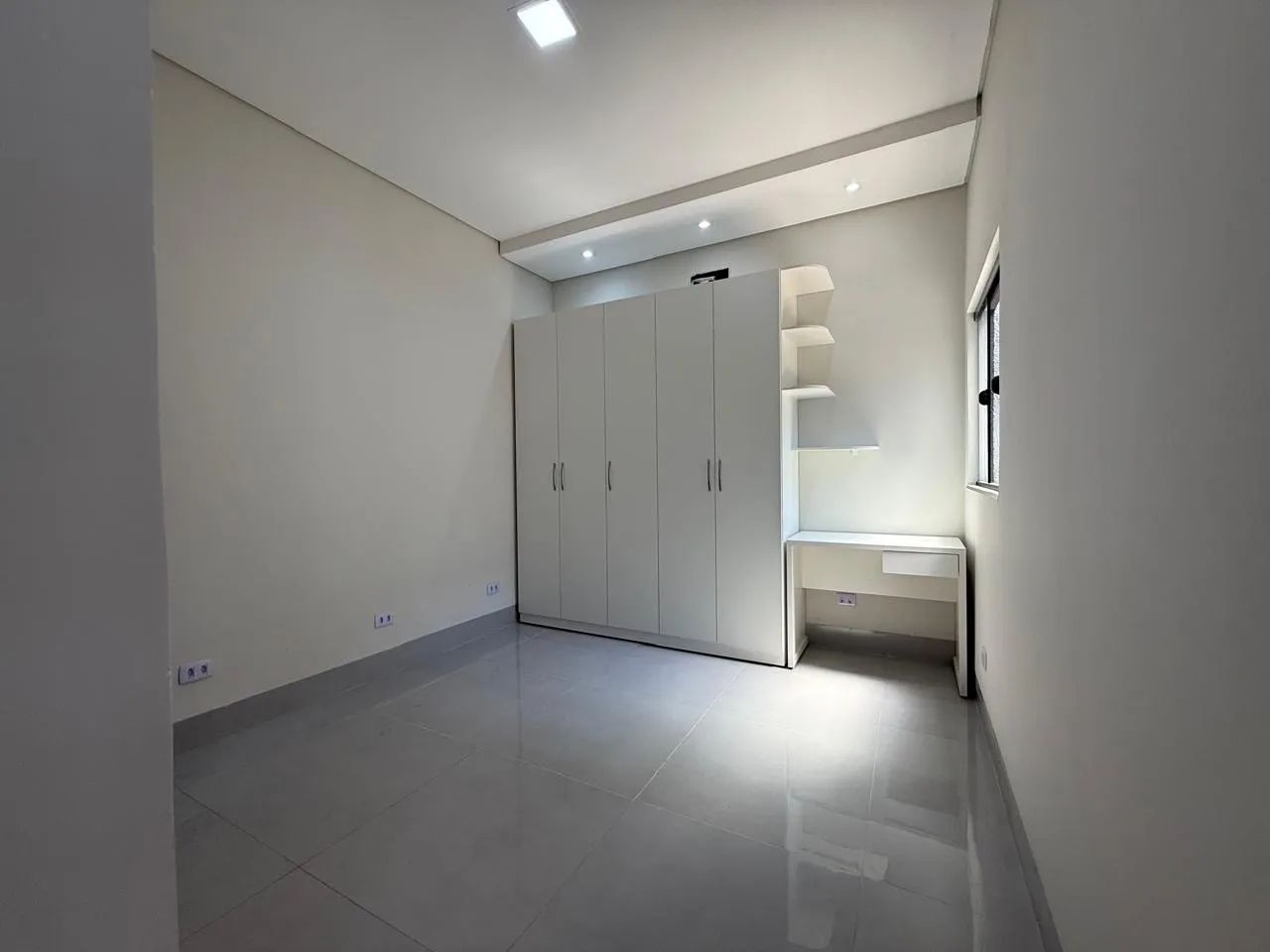 Excelente casa em localização privilegiada  - Foto 5