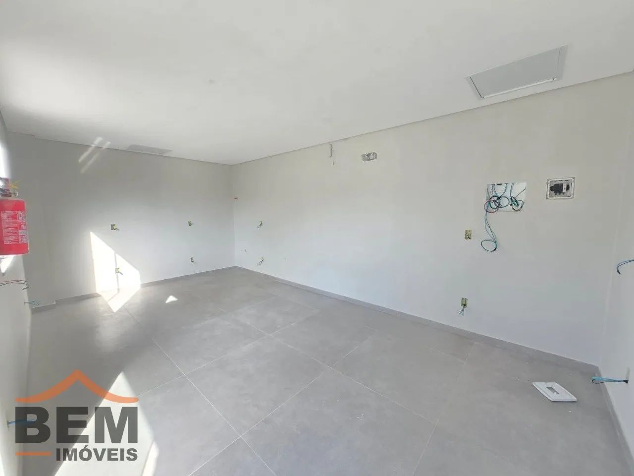 Sala Comercial para Aluguel no Centro de Camboriú - Foto 5