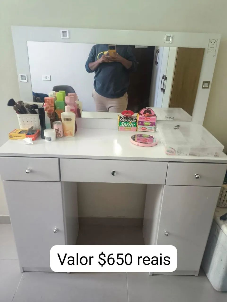 Vendendo móveis 
