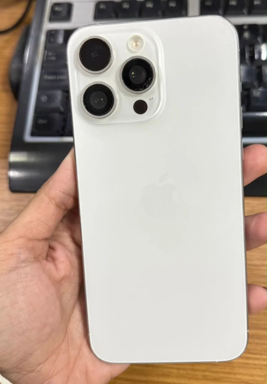 Iphone 15 pro max 1 tera - Foto 3