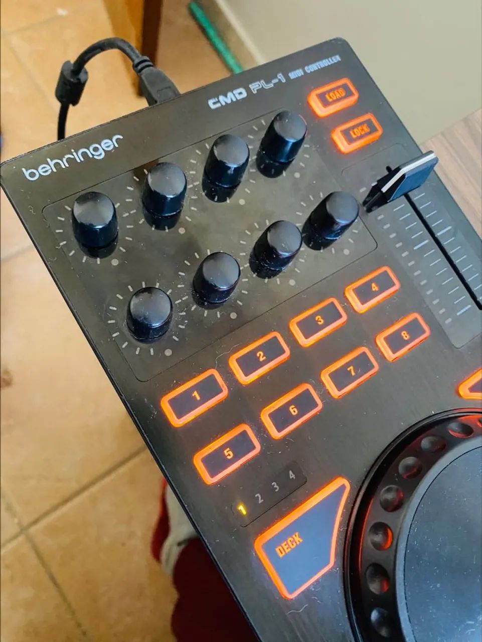 Controladora Behringer  - Foto 3