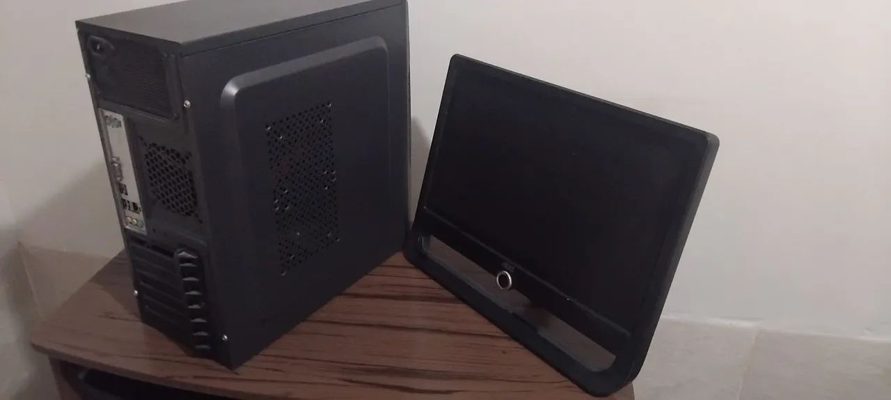 CPU + monitor  - Foto 2