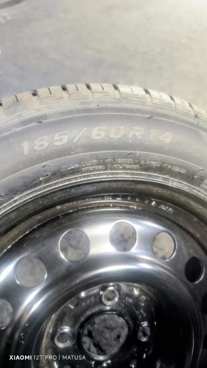 Aro 14 com pneus novos  - Foto 4