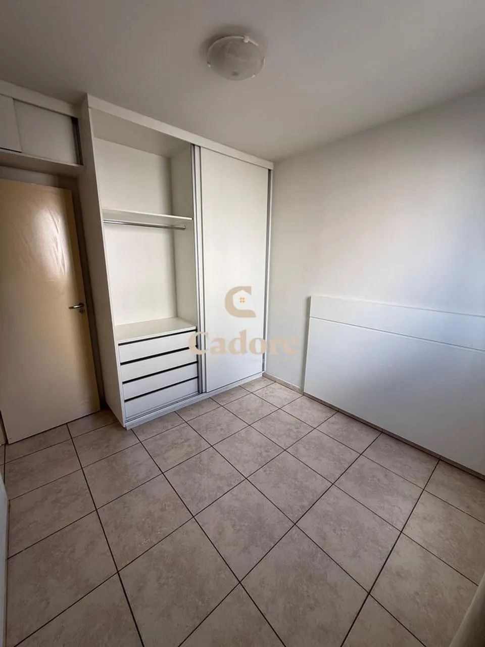 Apartamento de 2 Quartos com Móveis Planejados - Foto 3