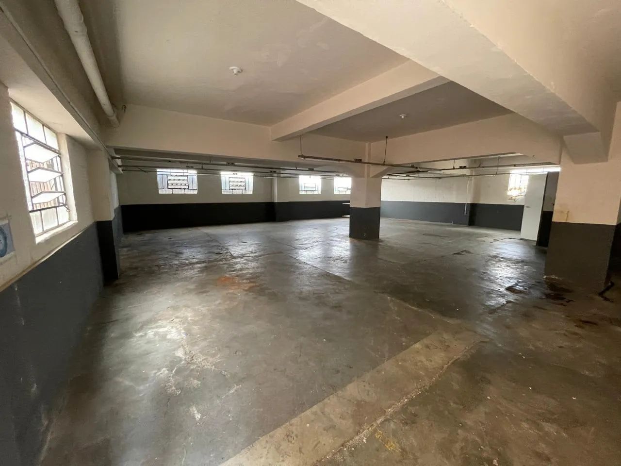 Galpão na Rua Grecco, 269 - Fundos  208 m² - Foto 3
