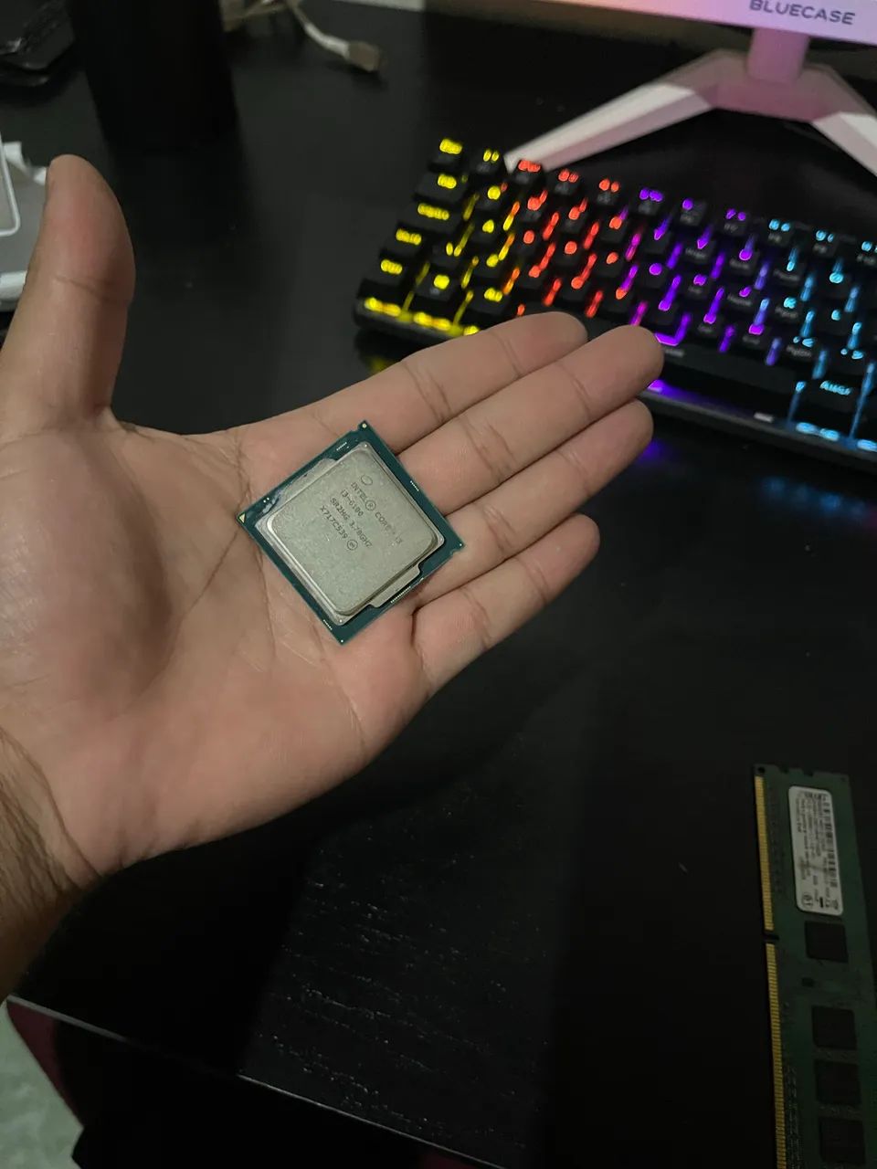 Gabinete + Teclado e Processador  - Foto 2