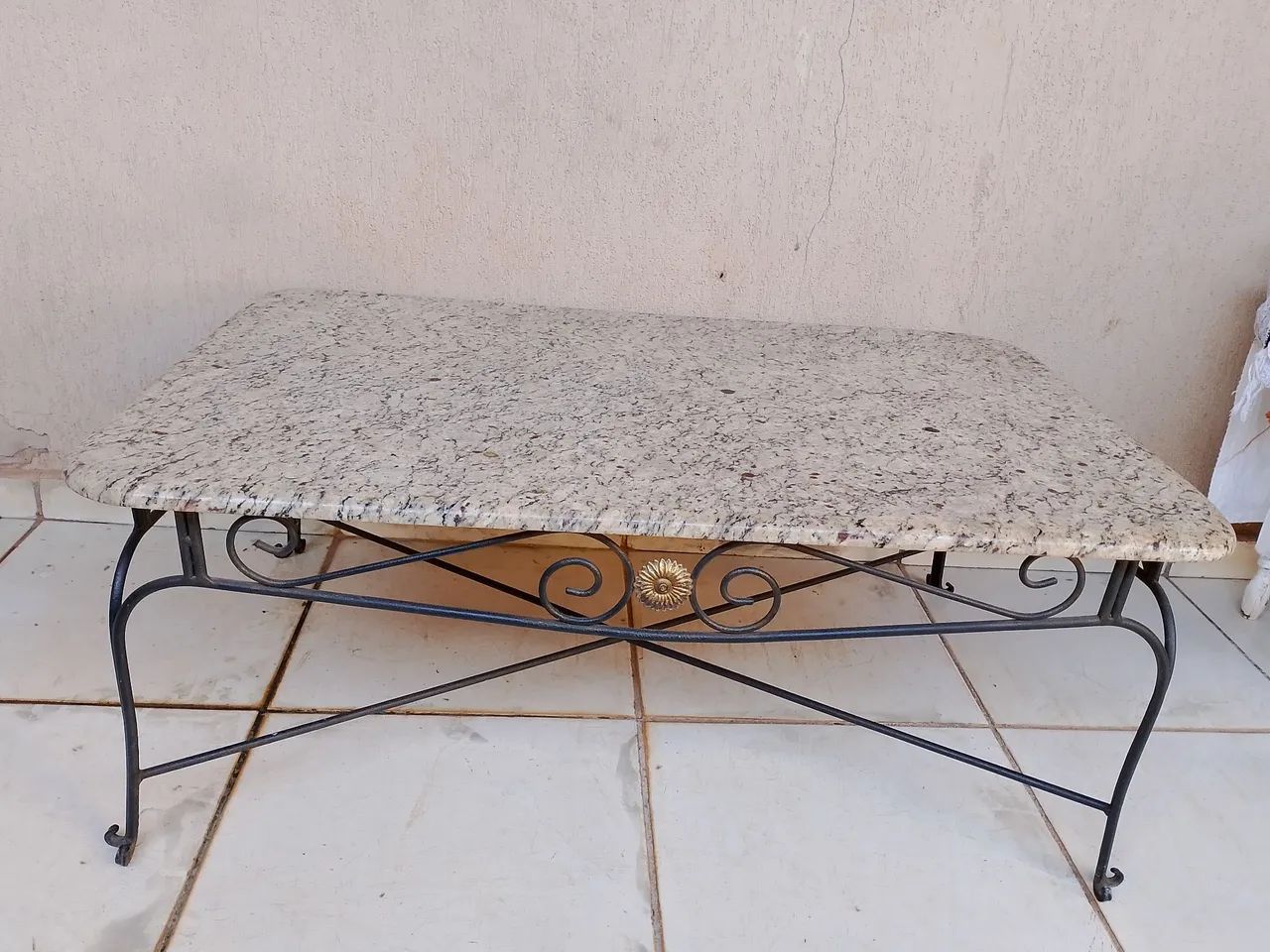 Mesa de centro de mármore e ferro - Foto 4