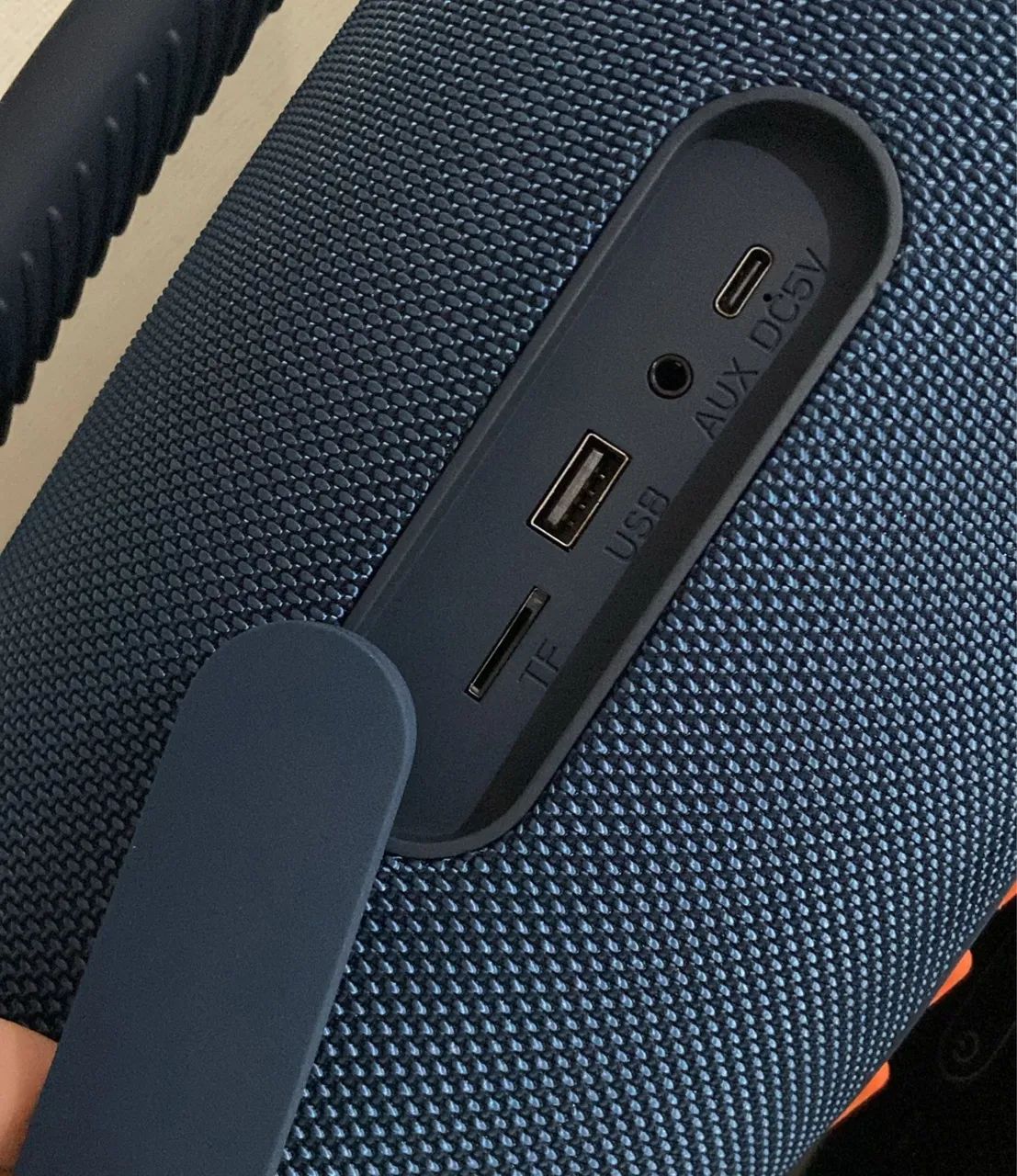 Caixa de Som portátil RGB Inova  - Foto 2