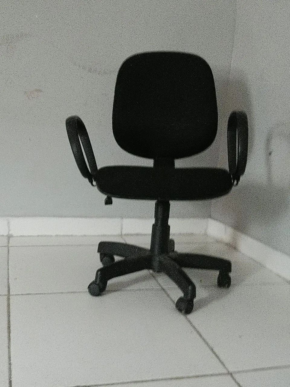Cadeira de escritório giratória 