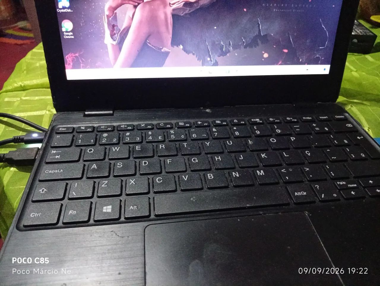 Netbook Lenovo 4 GB de memória e SSD de 120 