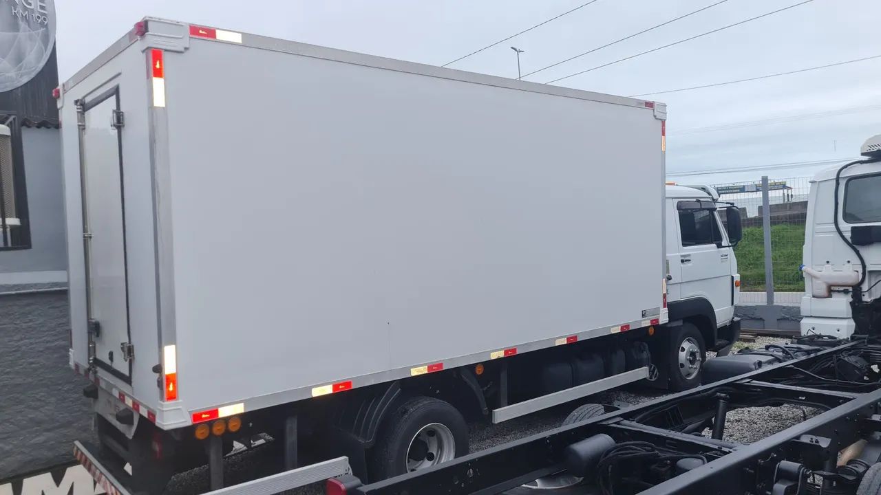 VW 10.160 ANO 2014 - Foto 3
