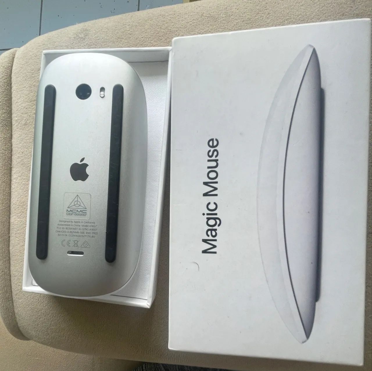 MagicMouse2 2個 Mouse Magic 2 - Periféricos e Acessórios de Computador