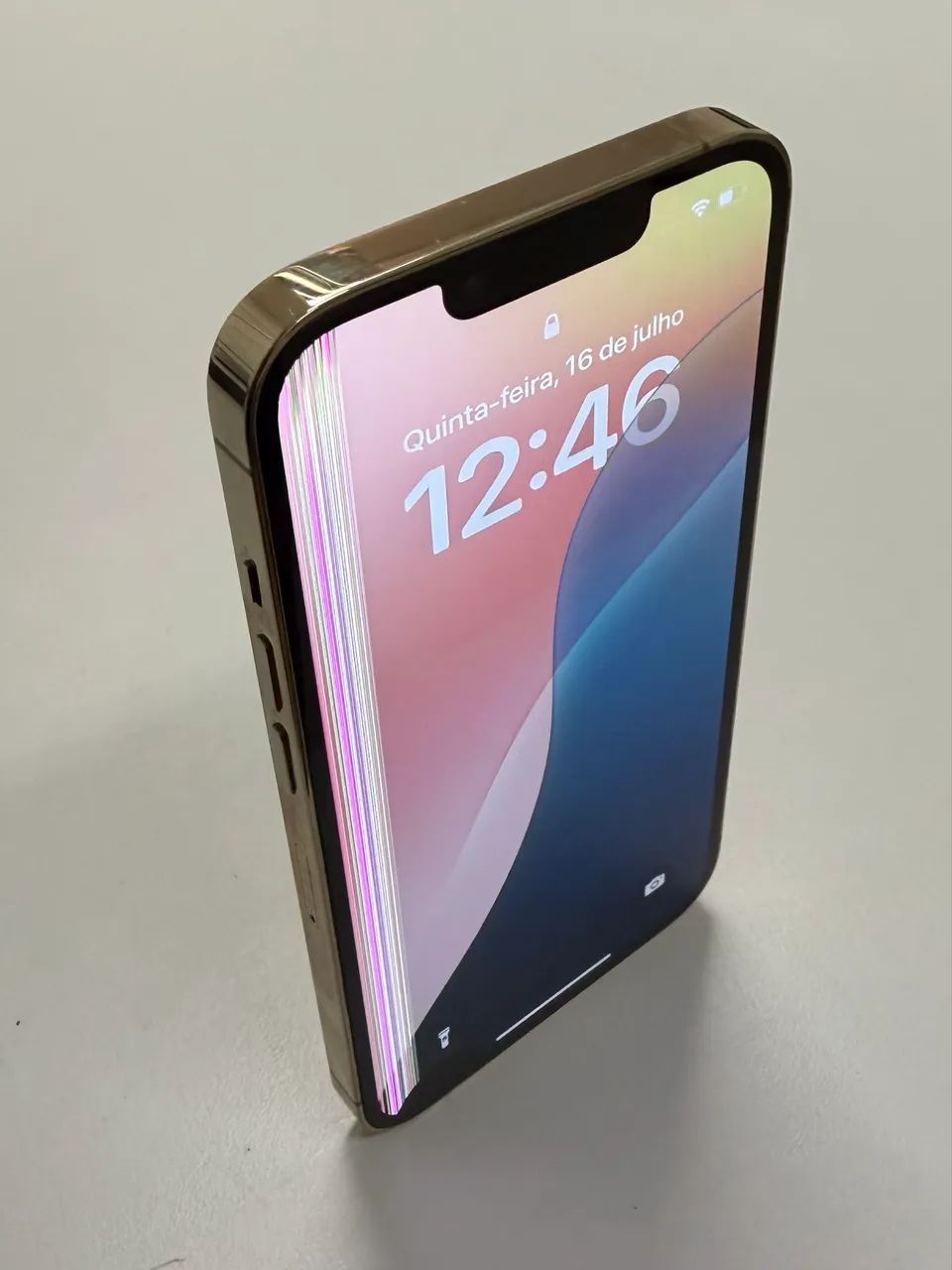 iPhone 13 Pro Dourado - Com caixa - (Tela quebrada) - Foto 4