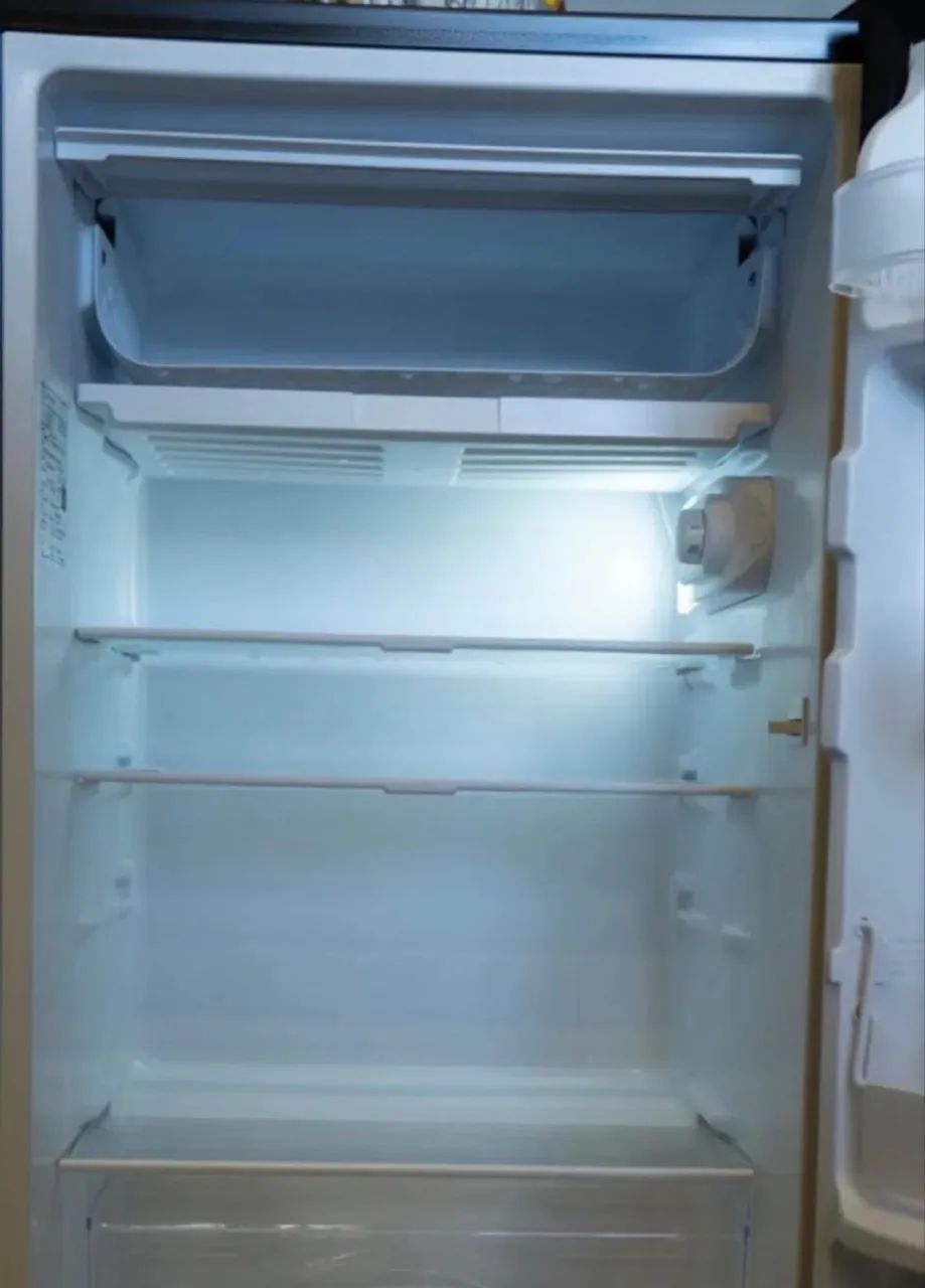 Frigobar Electrolux 90L - Foto 2