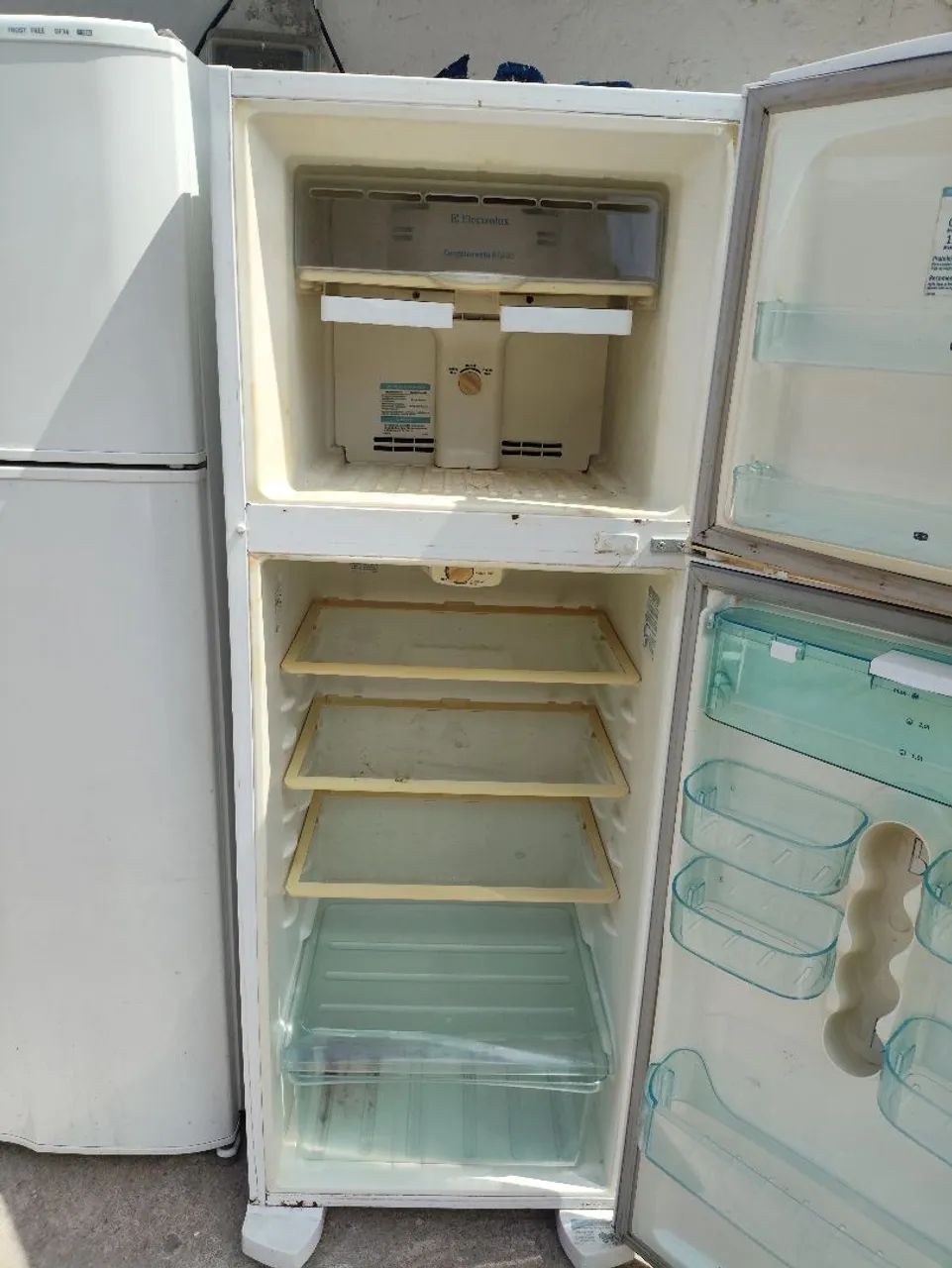 Geladeira Eletrolux Frost Free  - Foto 2