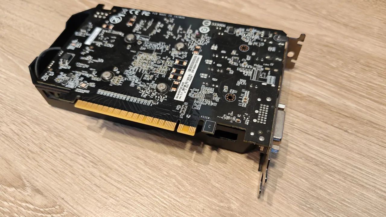 Placa de Vídeo Gigabyte Gtx 1050ti Windforce DDR5 4GB Zerada - Foto 4