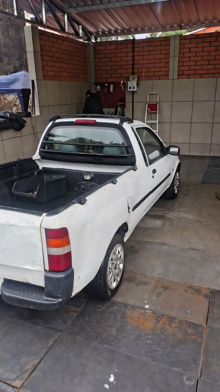Ford Courier 1998