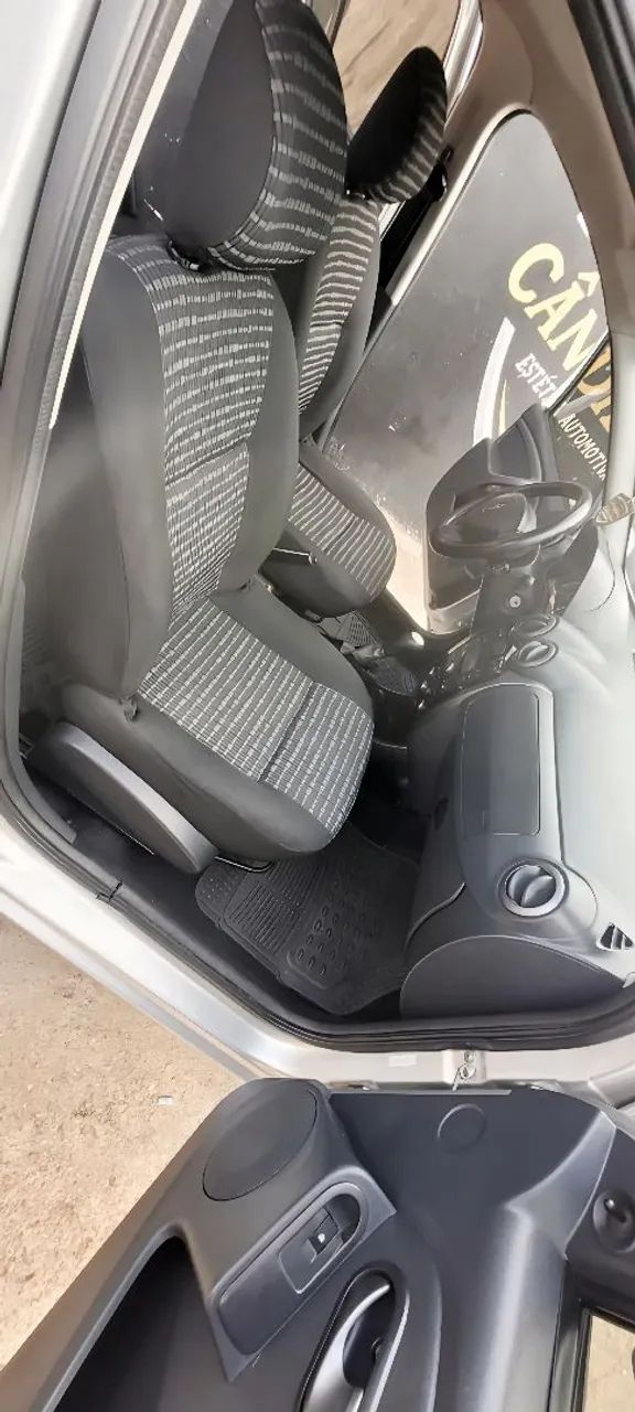 Renault Sandero Expression Hi-flex 1.0 16V 5P 2014 - Foto 4