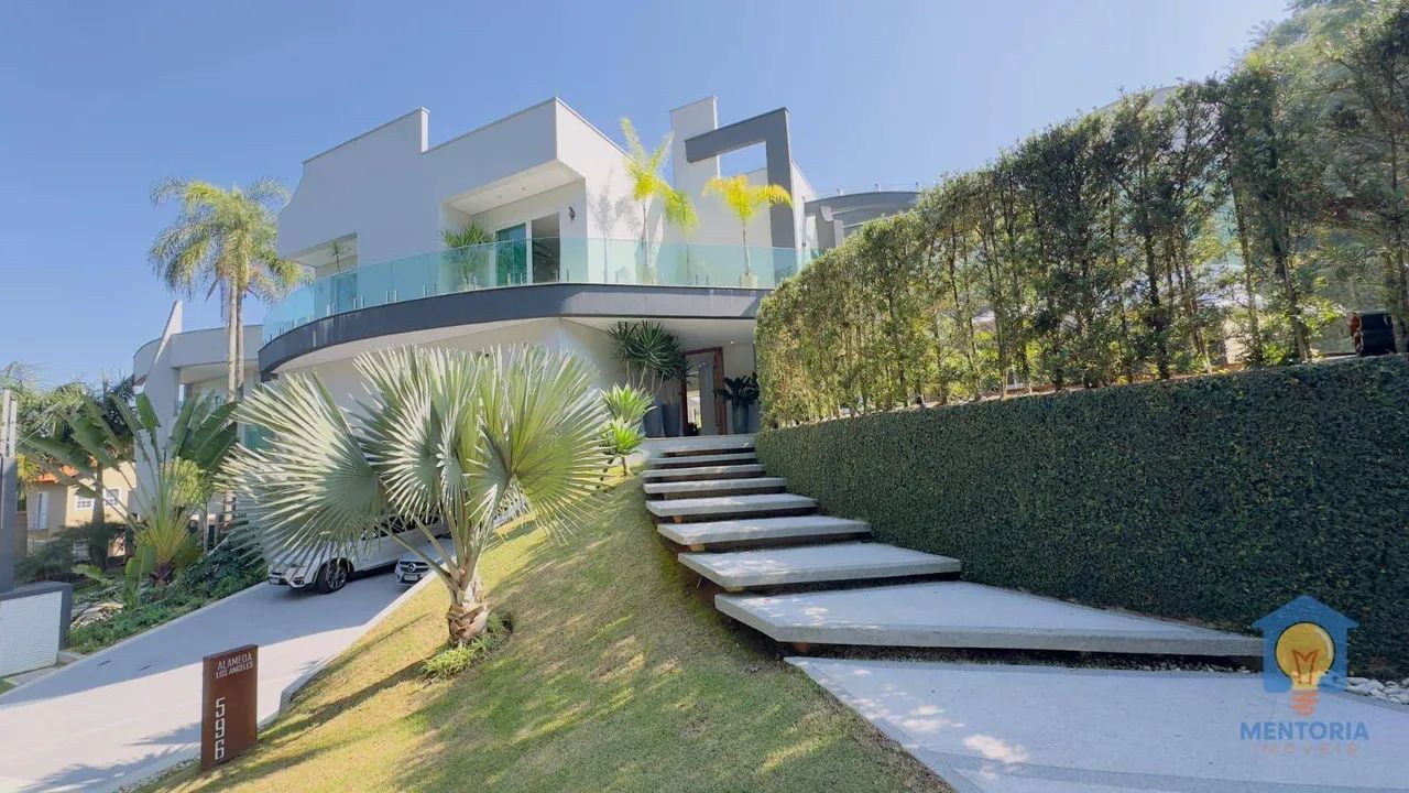 Mansão com 5 suítes, condomínio Bervely Hills - Foto 4