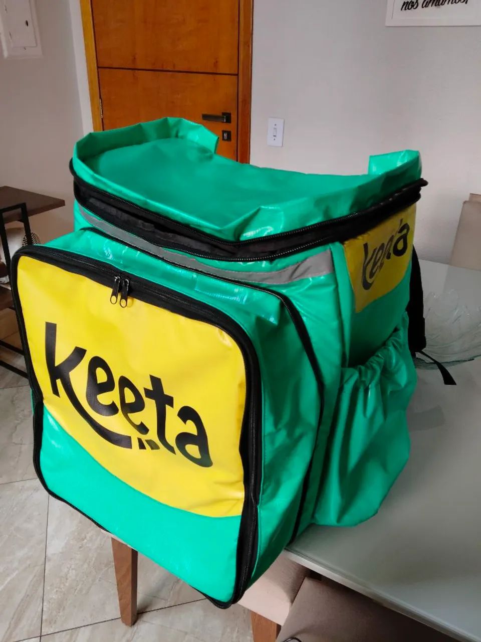 Bag usada praticamente nova 