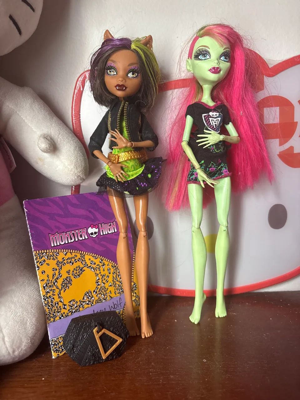 Venus e Clawdeen Monster High