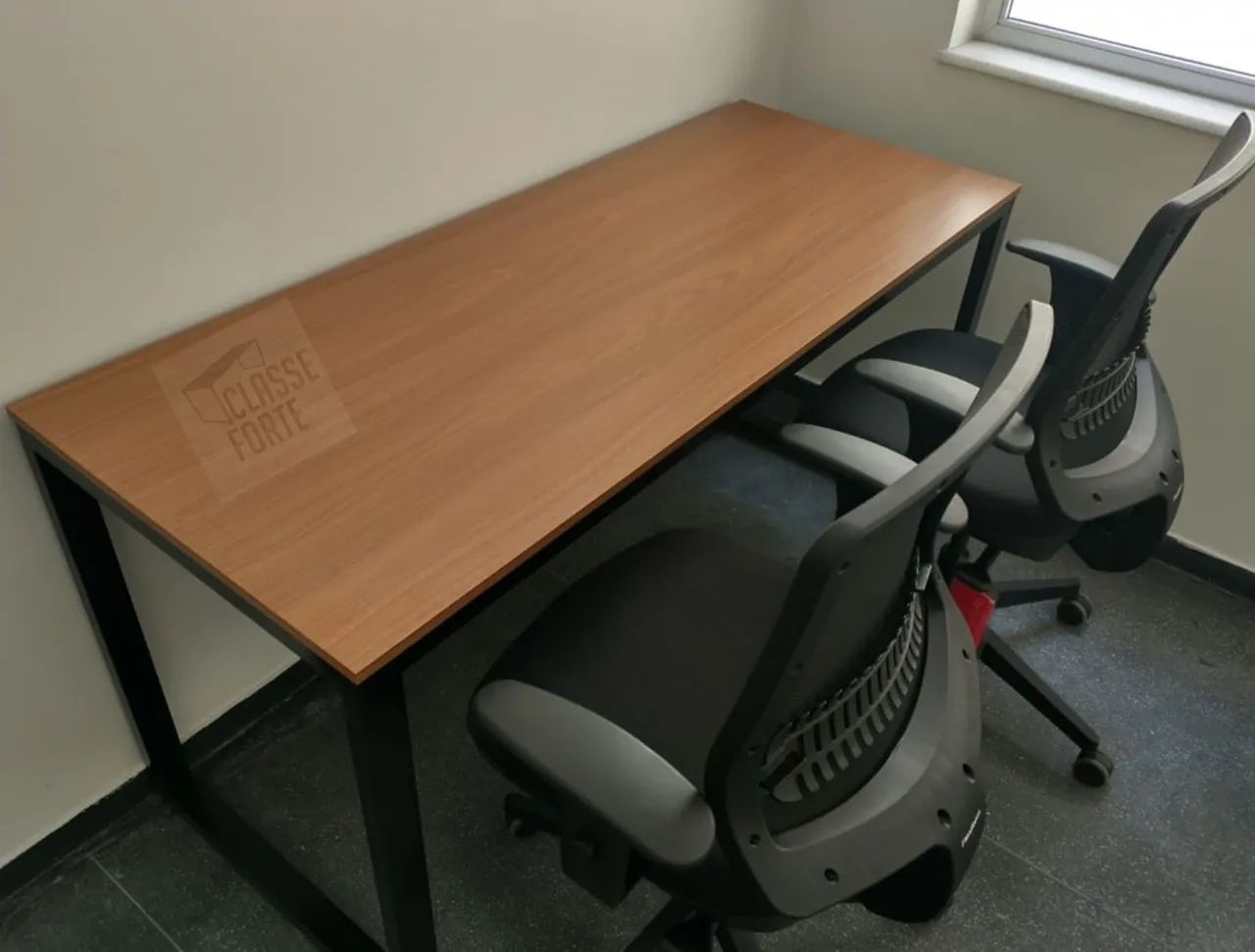 Mesa de Escritório Nova - Foto 4