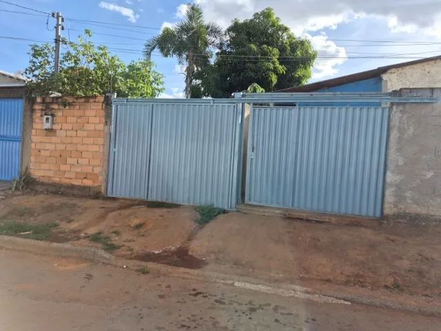 LOTE 391M² C/2 BARRACÕES