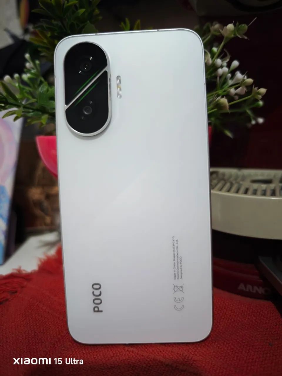 Xiaomi Poco F7 512/12 5G branco global - Celulares e Smartphones