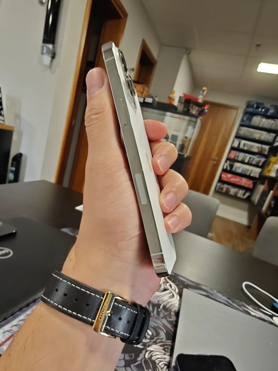 iPhone 13 pro Max - Foto 2