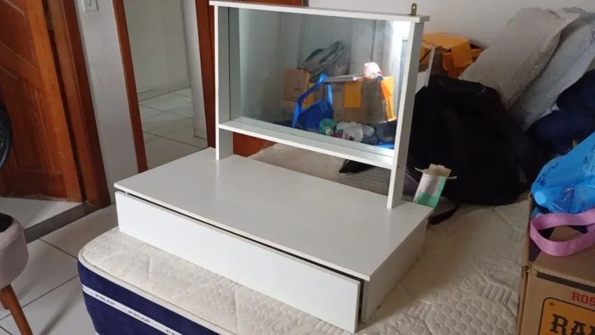 VENDO PENTEADEIRA ÓTIMO ESTADO