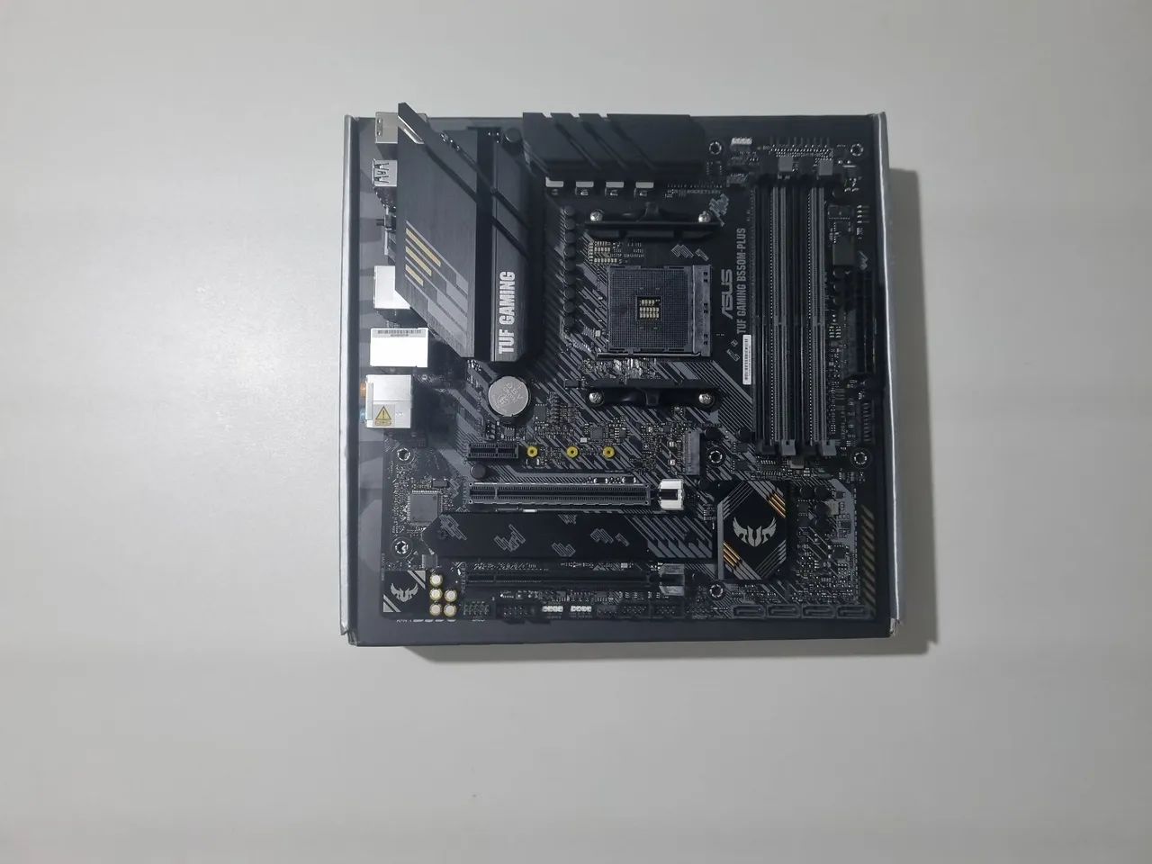 Asus Tuf Gaming B550M-Plus - Foto 3