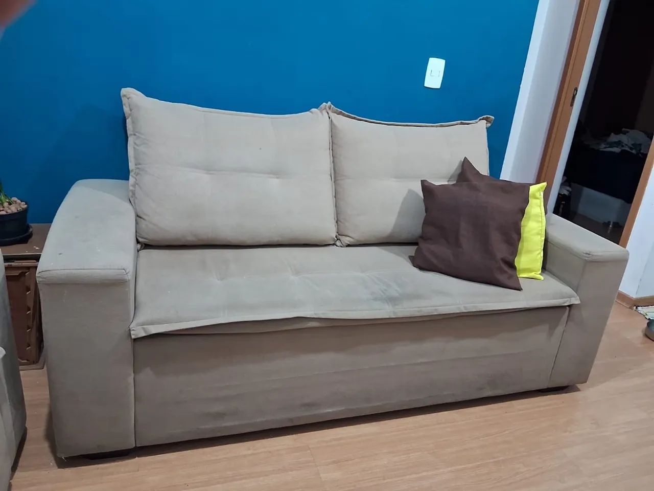 Vendo sofá 2/3 lugares