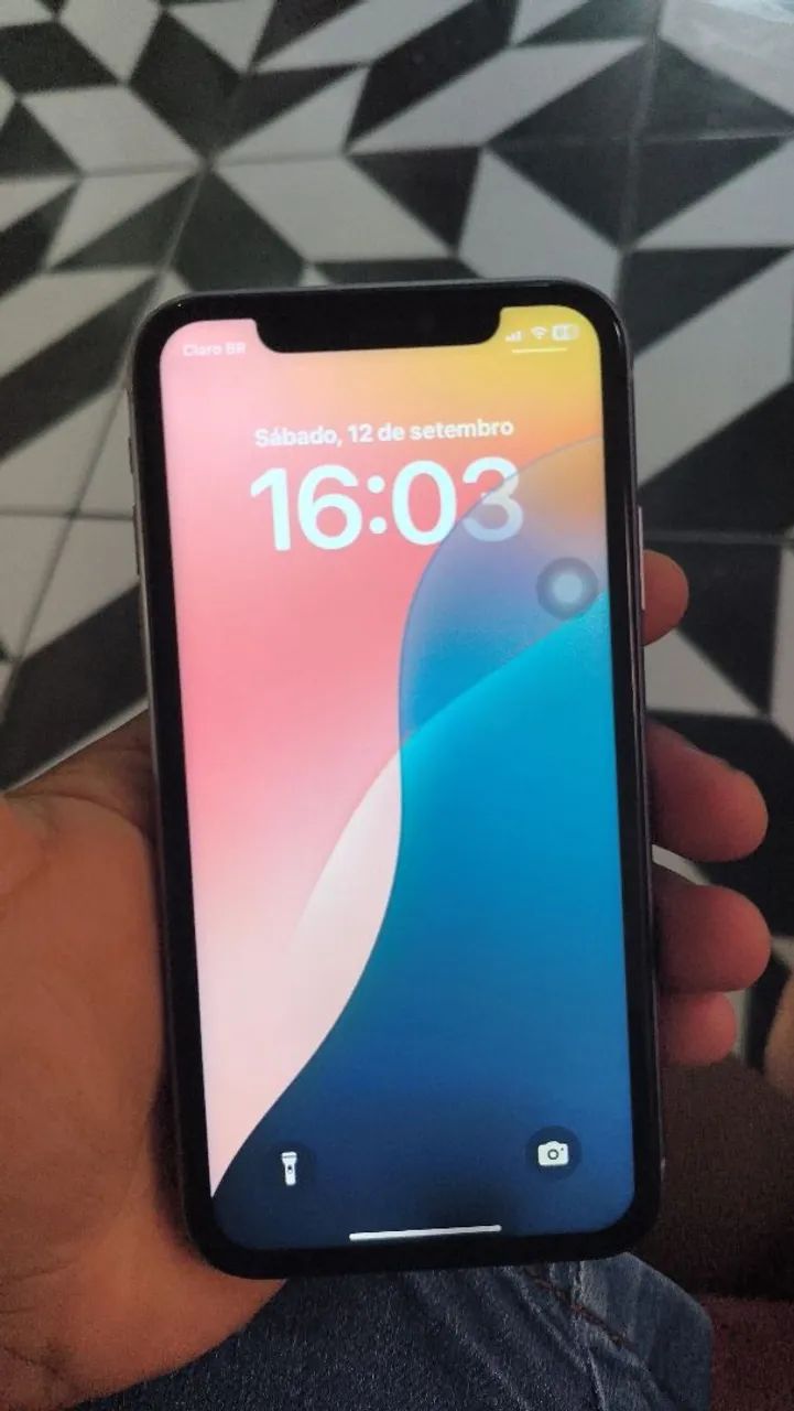 Vendo iPhone 11 normal roxo - Foto 2