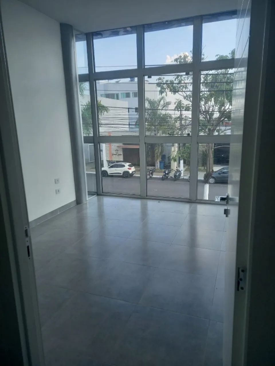IMOVEL COMERCIAL, 150 M2, AVENIDA MAJOR AMARANTES, 2319, CENTRO, VILHENA -RO - Foto 4
