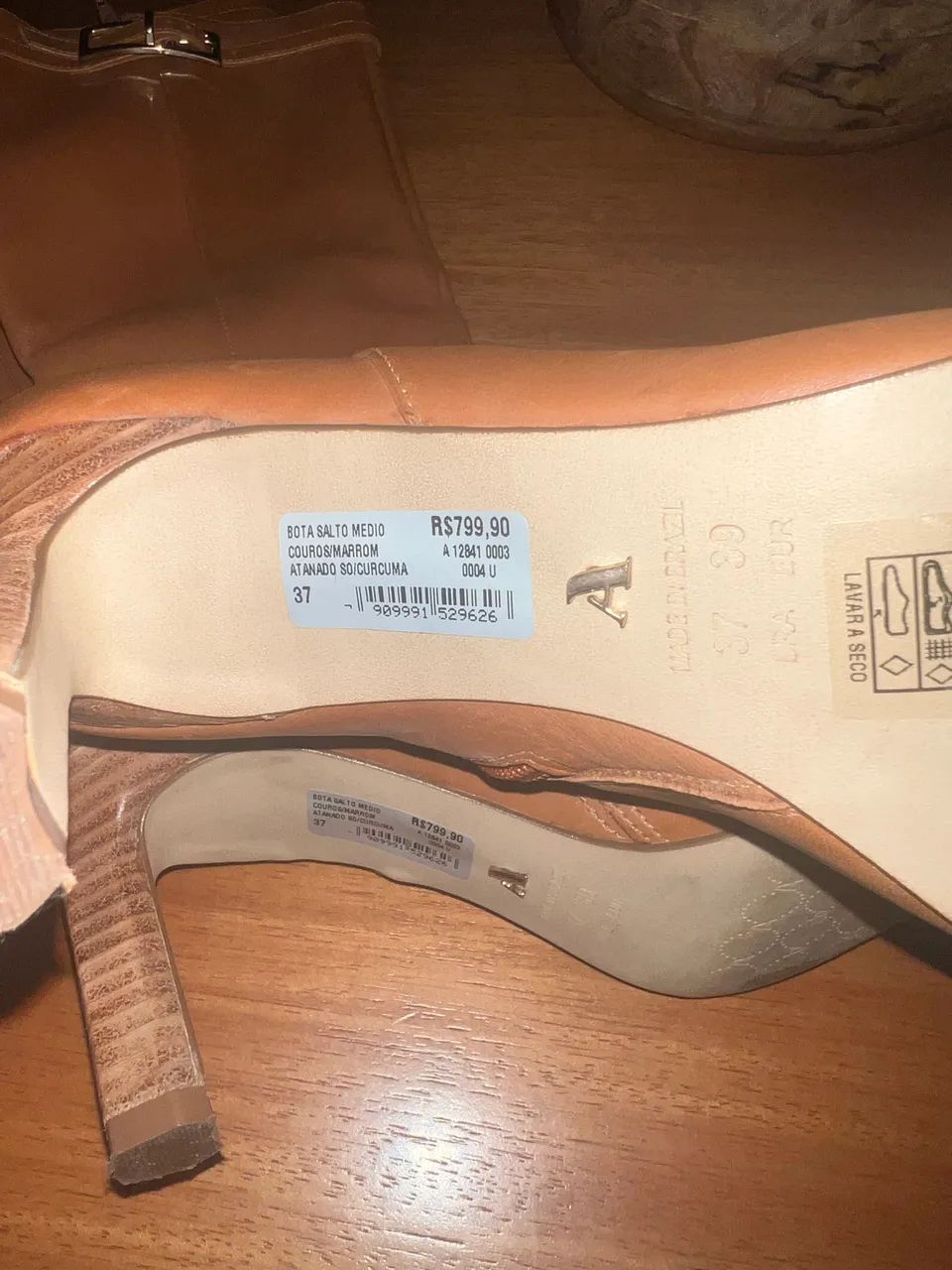 Bota de couro arezzo - Foto 4