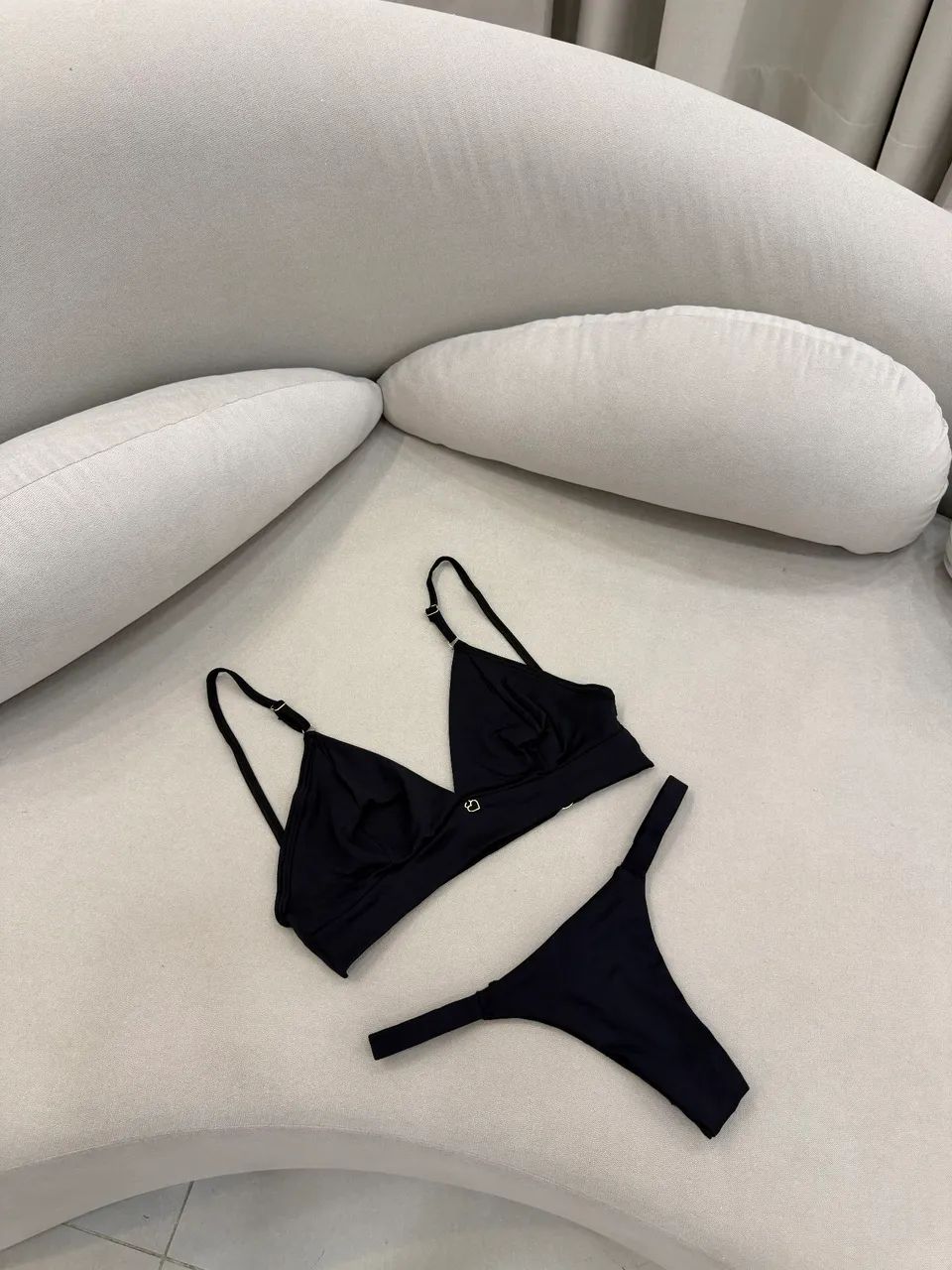 Vendo lingerie versátil 
