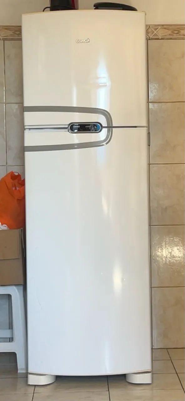 Geladeira cônsul 