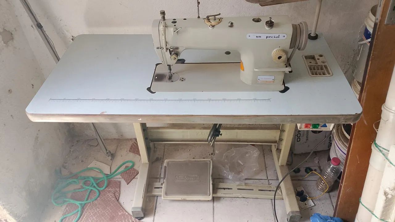 Máquina de costura  - Foto 5