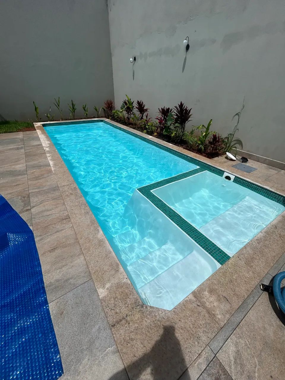 Limpeza e manutenção de piscinas 
