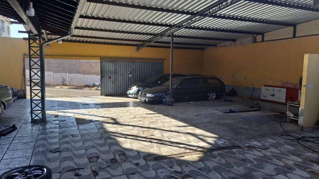 Salão à venda em Hortolândia, Vila Real Continuaçao, com 300 m²